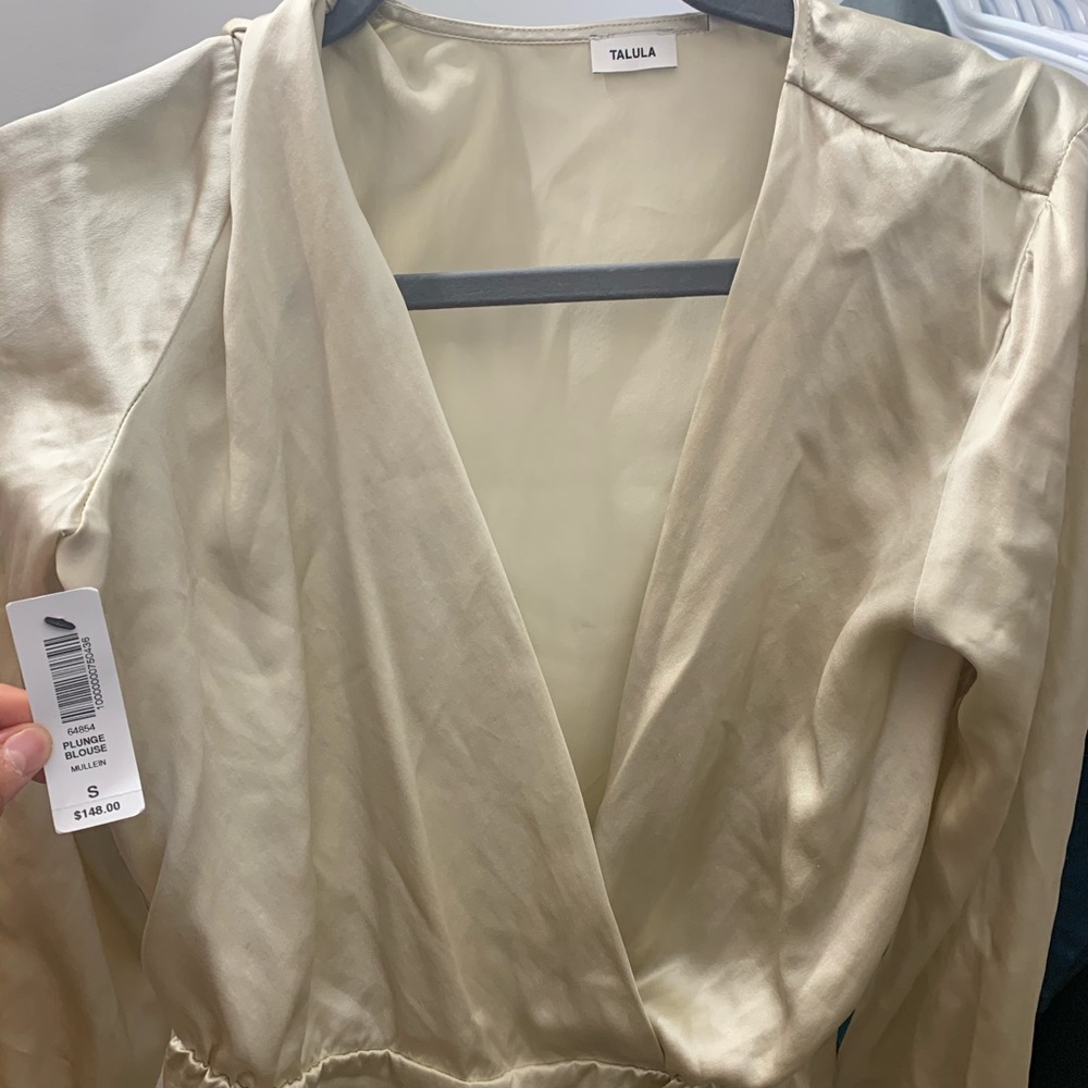 TALULA BLOUSE. NEVER WORN